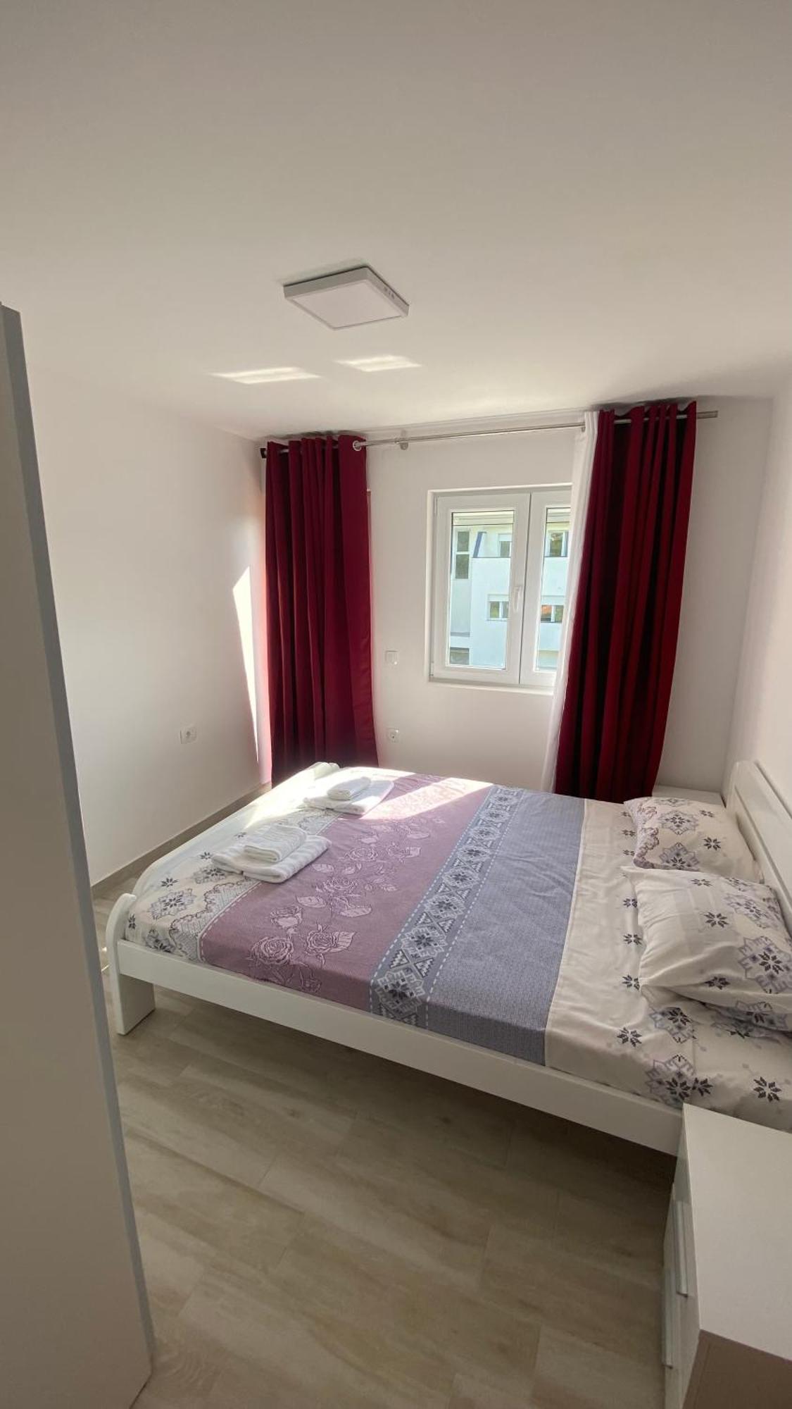 Apartments Two Olives Котор Екстер'єр фото